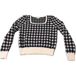 Cute black and white plaid top! Size S